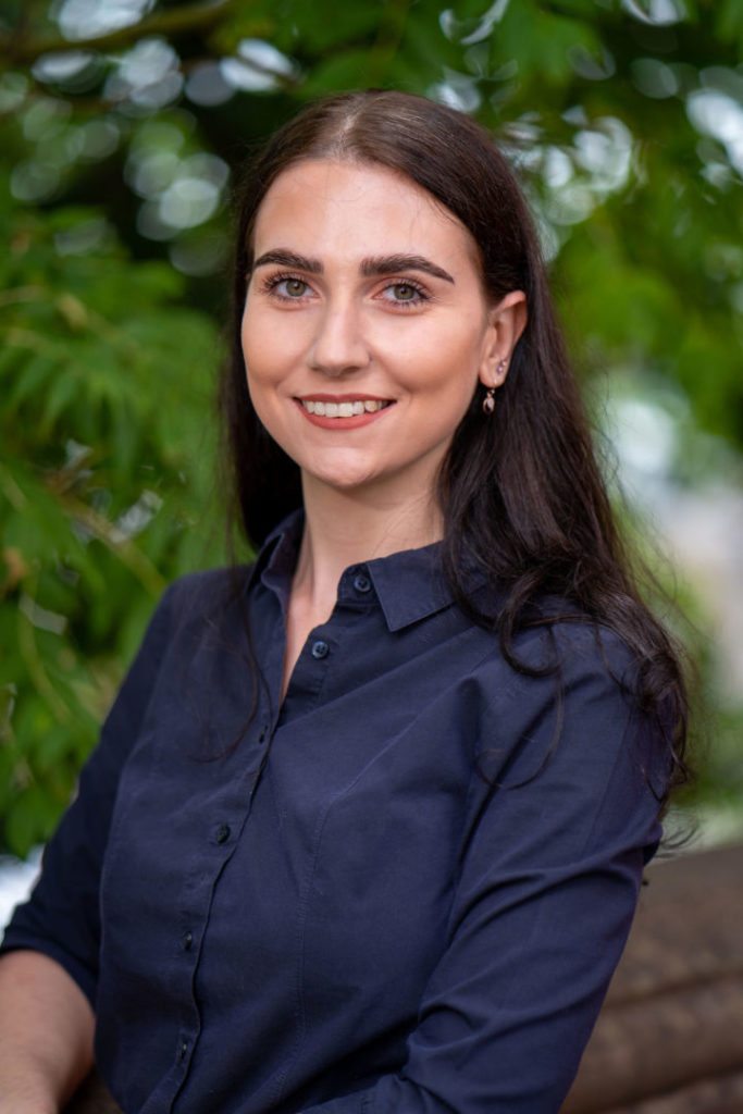 Laura Pover